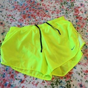 Nike women’s run short